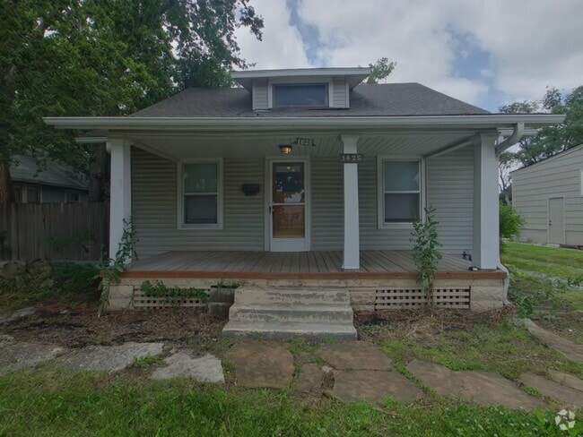 Building Photo - 1625 S Hydraulic Ave Rental