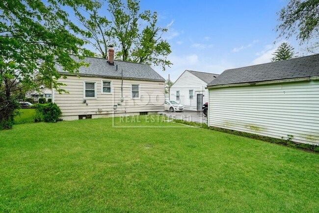 Photo - 2317 Parkwood Ave