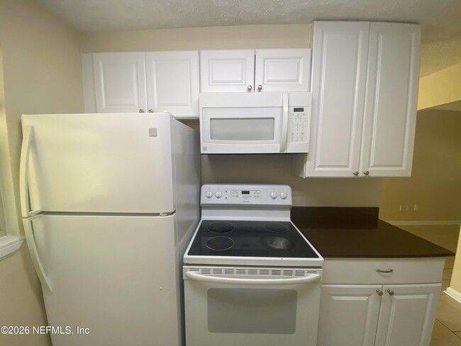 Photo - 11938 Inland Dr