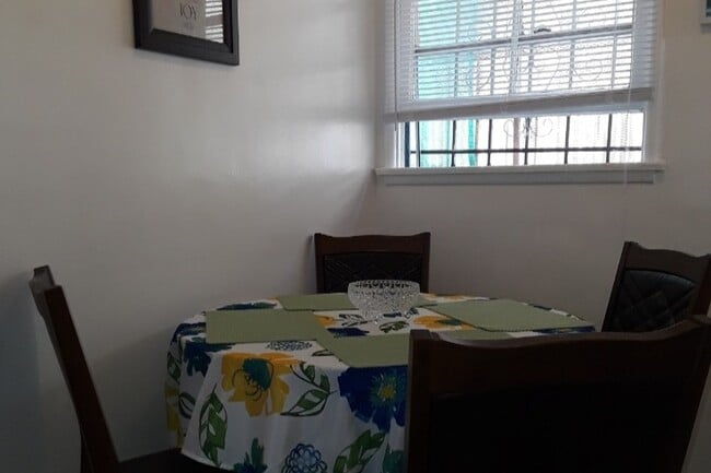 Photo - 11053 Venice Blvd Unit N/A