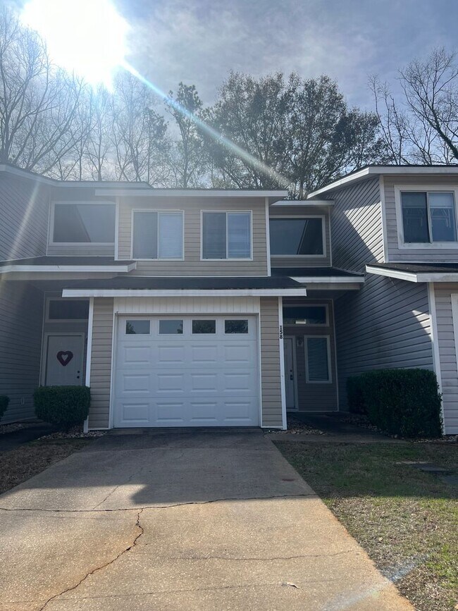 Photo - 158 Woodfield Pl Townhome