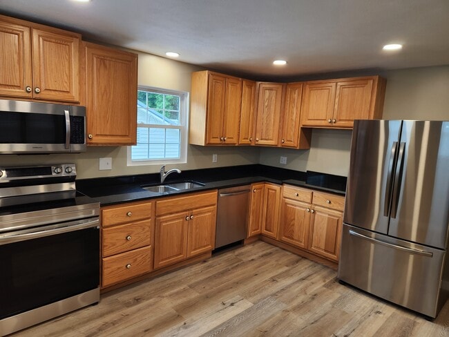 Kitchen 2 - 375 W Cruikshank Rd Unit 375B