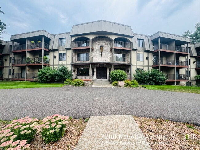 Photo - 2200 Nevada Ave Unit 310