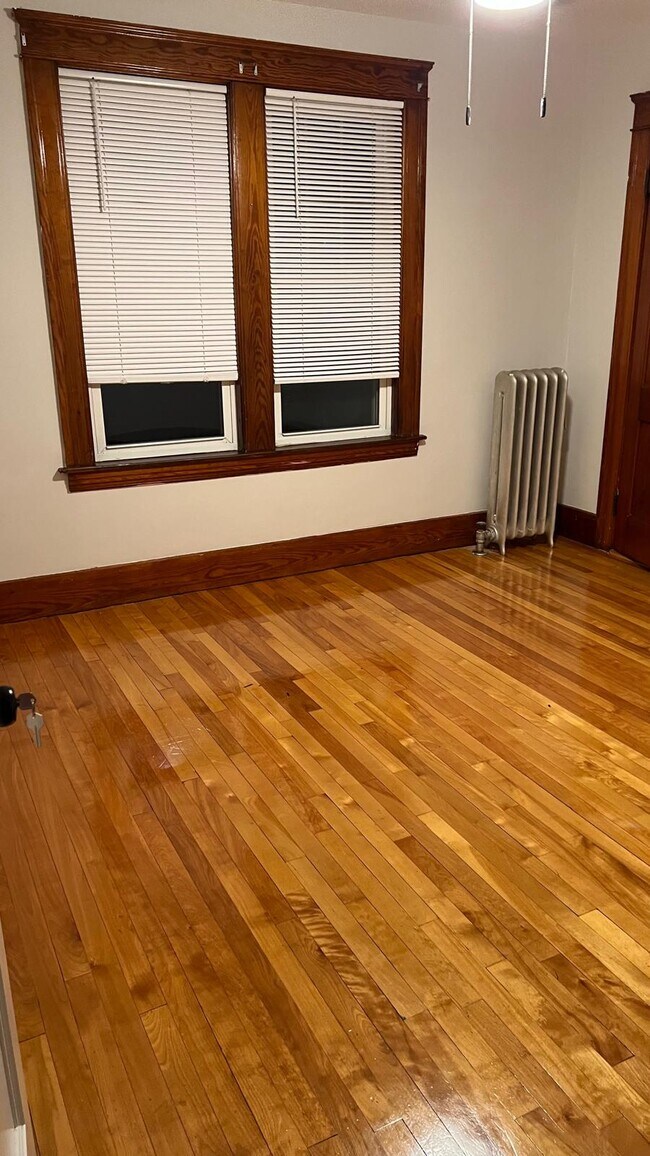 Photo - 90 Fairfax Rd Unit 3