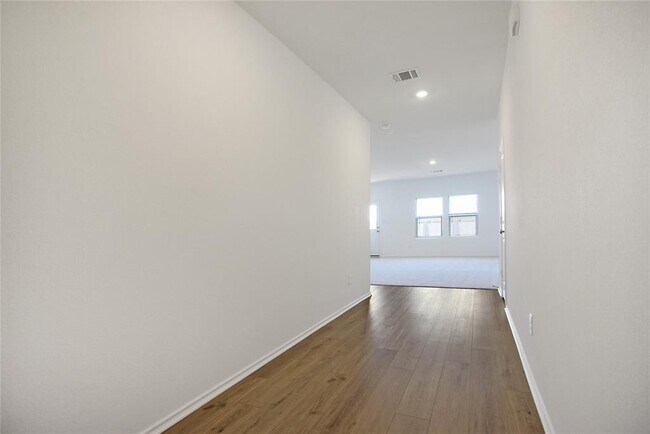 Photo - 721 Rancho Del Cielo Loop