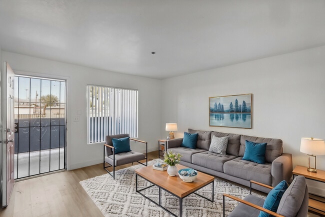 Building Photo - Hacienda Hills