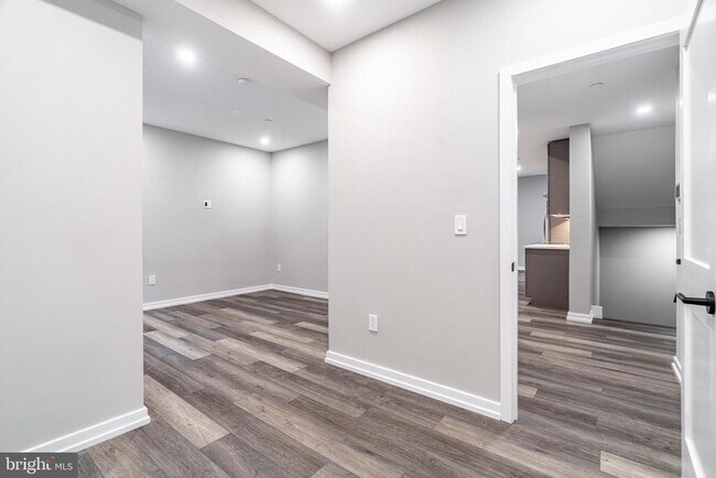 Photo - 2412 Innovator Wy