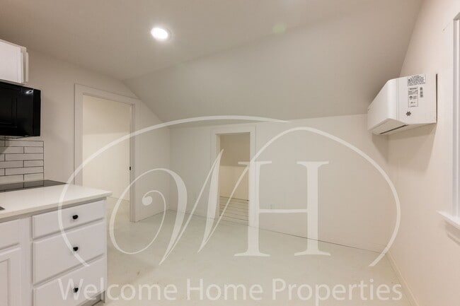 Photo - 310 SE 6th St Unidad 310 6th A