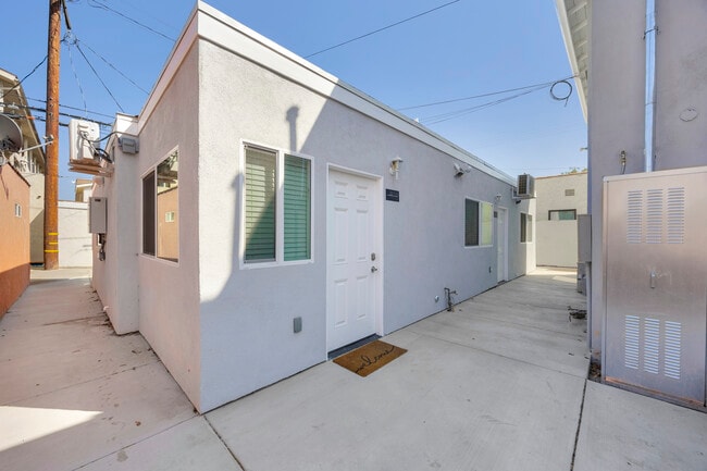 Photo - 2210 Pine Ave Unidad 2211 Pine Ave