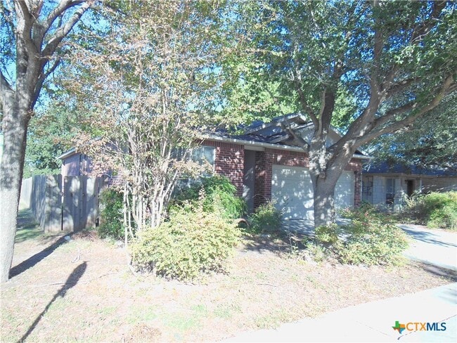 Photo - 505 Starling Creek