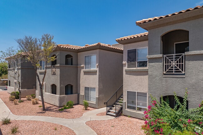 Photo - The Franklin Apartment Homes