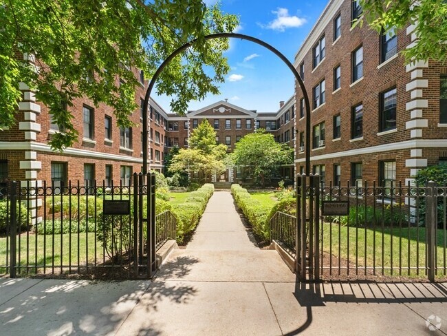 Building Photo - 62 Queensberry St Unit 404 Rental