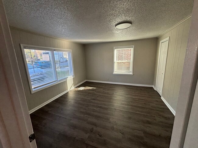 Photo - 719 26th Ave N