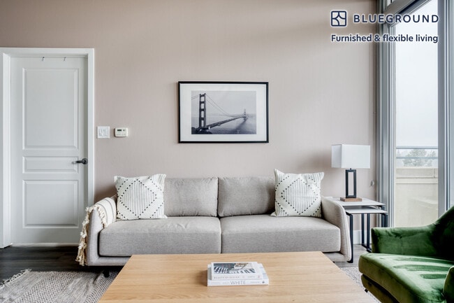 Photo - 2400 W El Camino Real Unidad FL10-ID1324