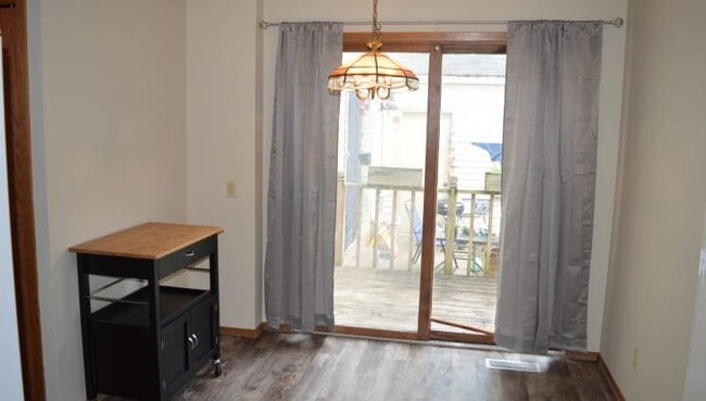 Photo - 6964 Park Ridge Dr