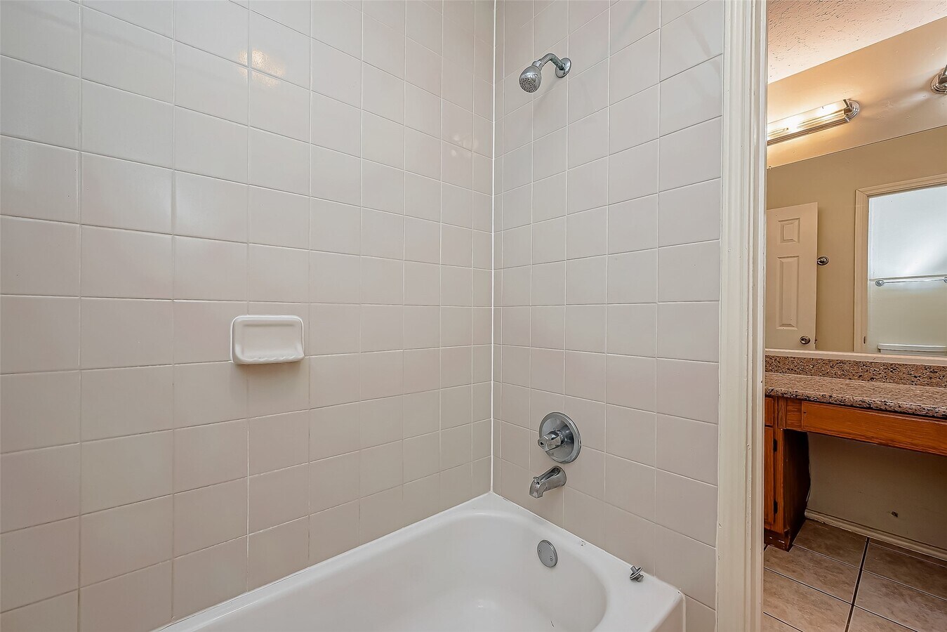 Photo - 1490 Hunters Park Dr