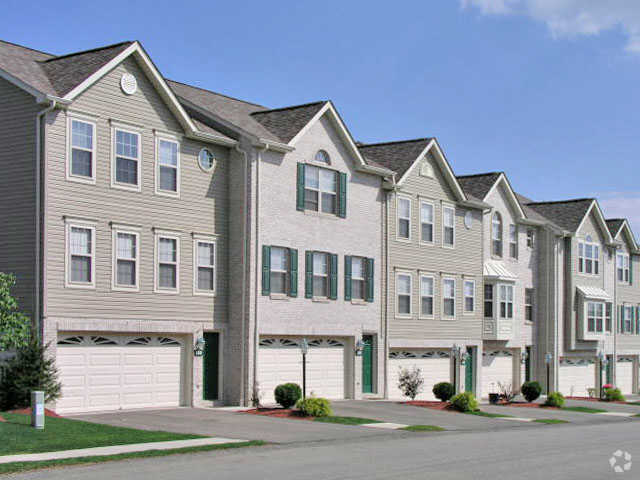 The Estates at Seven Fields - The Estates at Seven Fields Townhomes