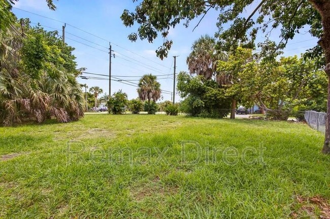 Building Photo - 2609 Richard Rd Rental