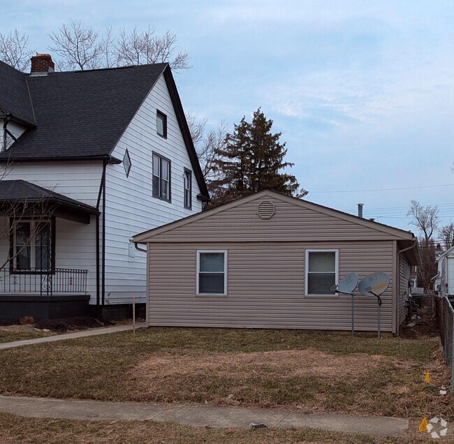 Building Photo - 1576-1578-1578 Minnesota Ave Rental