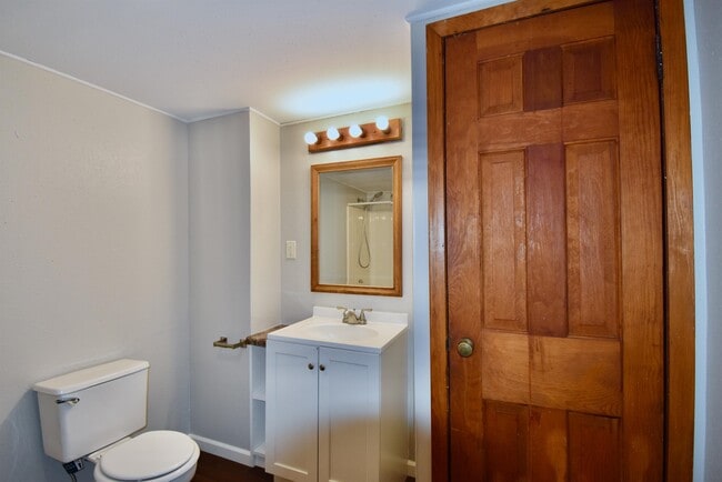 63 6th Ave N Unit 4