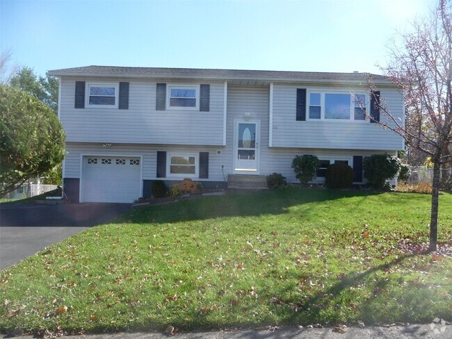 Building Photo - 111 Rolling Meadows Rd Rental