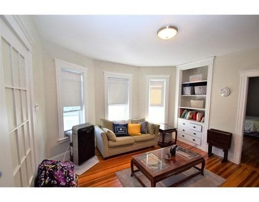 Photo - 37 Foster St Unit 3