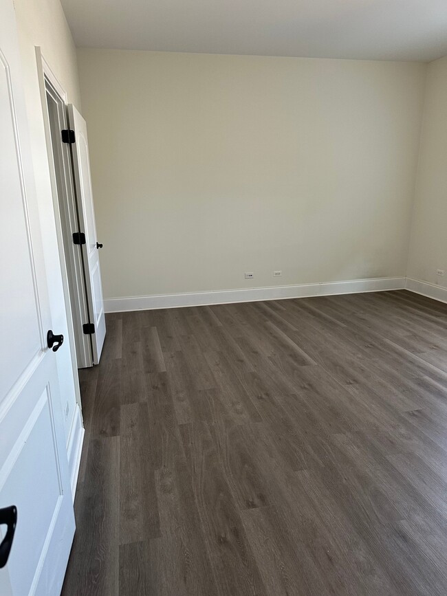 Photo - 2500 Green Bay Rd Unit 302