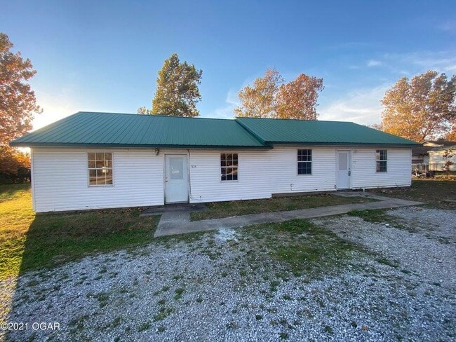 Building Photo - 532 City Limit Rd