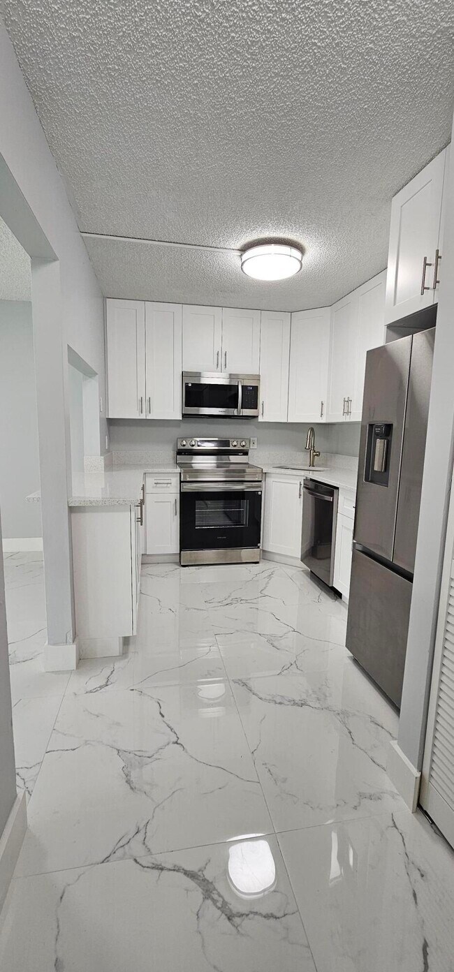 Photo - 4991 Sable Pine Cir Unit B1