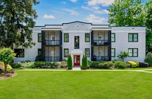 Photo - 124 Peachtree Memorial Dr NW