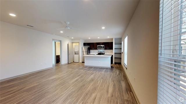 Building Photo - 6304 Prospect Ave Unit 205 Rental