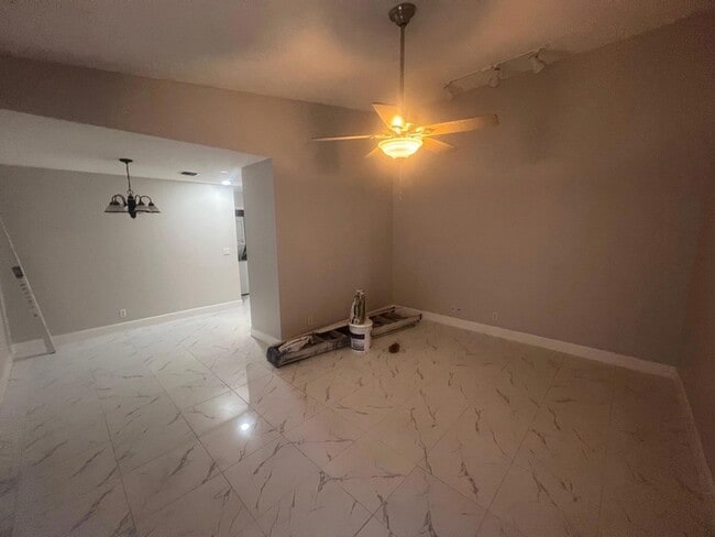 Photo - 3502 Waterview Cir