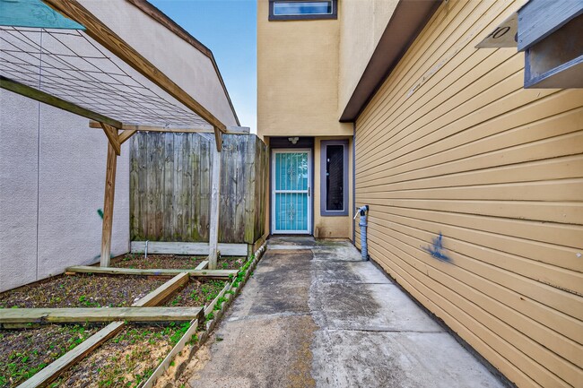 Photo - 12317 Crest Lake Dr