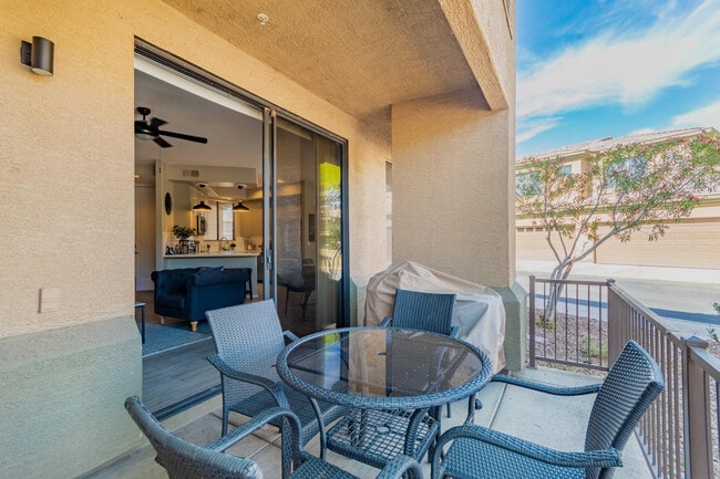 Photo - 705 W Queen Creek Rd Unidad 1121