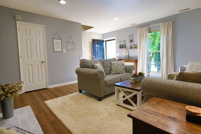 Photo - UPDATED CONDO IN THE HEART OF BRENTWOOD . . . PLUS AMENITIES!!!