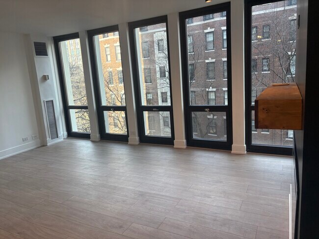 Photo - 1 E Scott St Unit 601