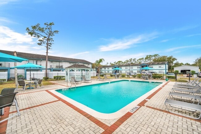 Photo - Serenity Lake Apartments