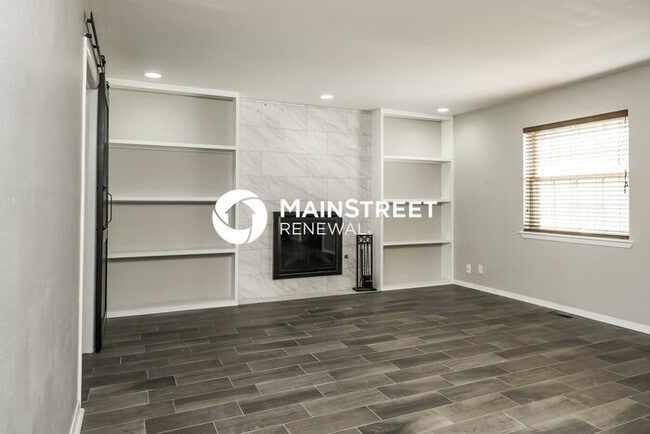 5 Bedroom Pet-Friendly Home in Oklahoma City, OK with Main Street Renewal