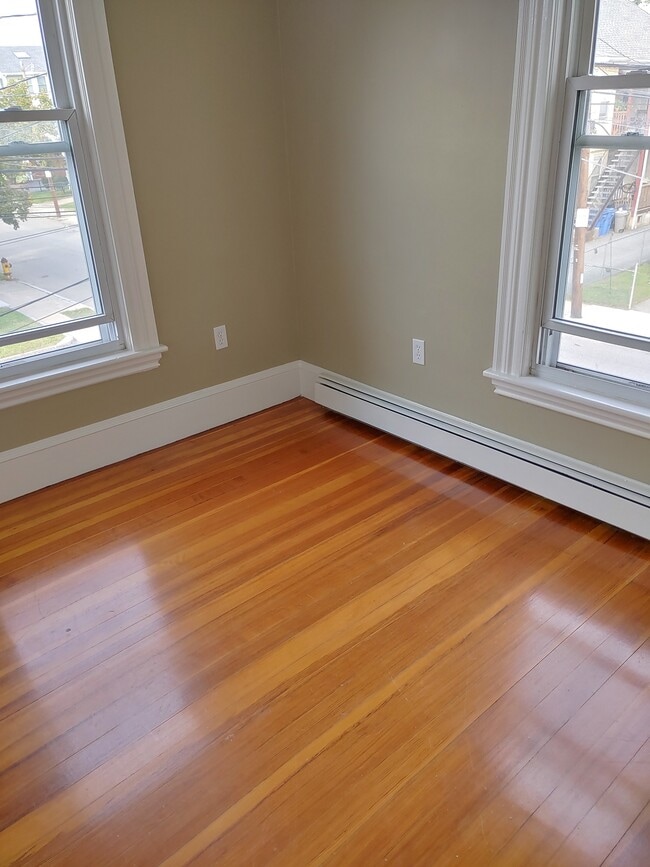 26 Hammond St Unit 26