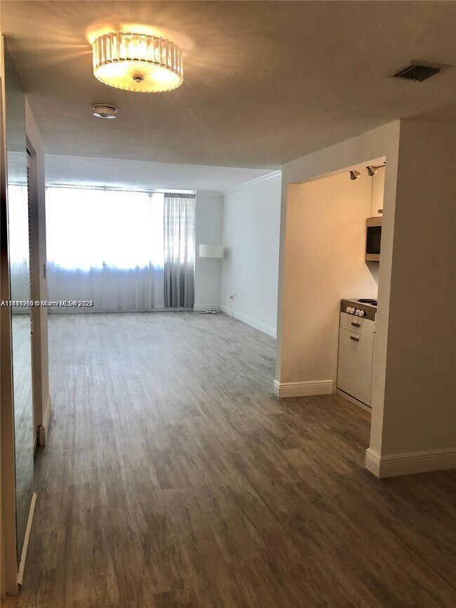 Photo - 801 Brickell Bay Dr Unit 1166