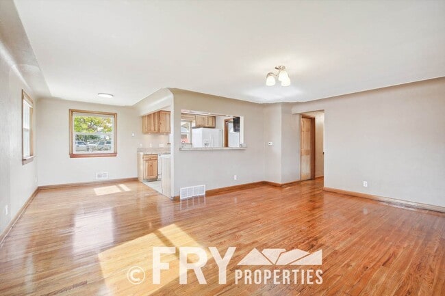 Photo - Brick Ranch Home Near Olde Town