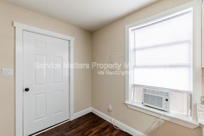 Photo - 1106 Doctor M.L.K. Jr Dr