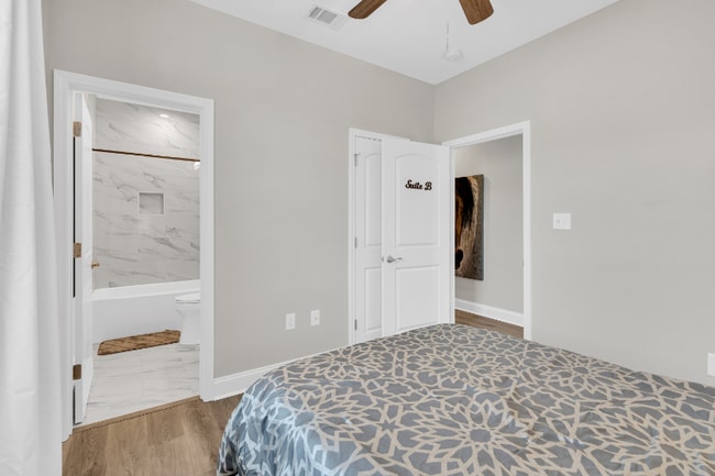 Photo - 9309 Belfast St Unit Room B