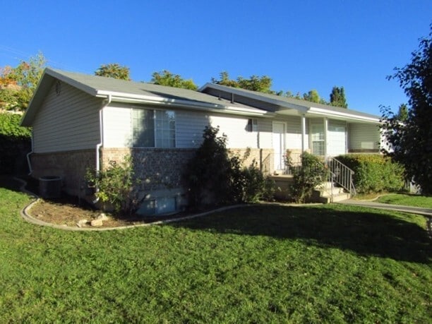 Photo - 713 S 1680 E
