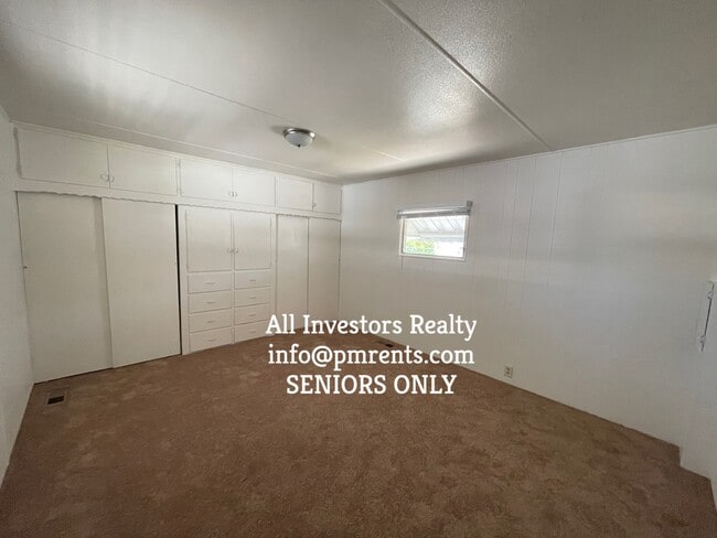 Photo - 141 Douglas Dr