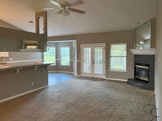 Photo - 195 S Shore Dr