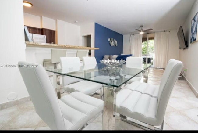 Photo - 19801 E Country Club Dr Unit 4-103