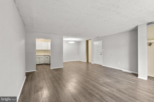 Photo - 4901A Dunbarton Rd Apartamento