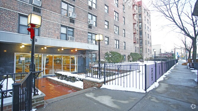 Photo - 3178 Nostrand Ave