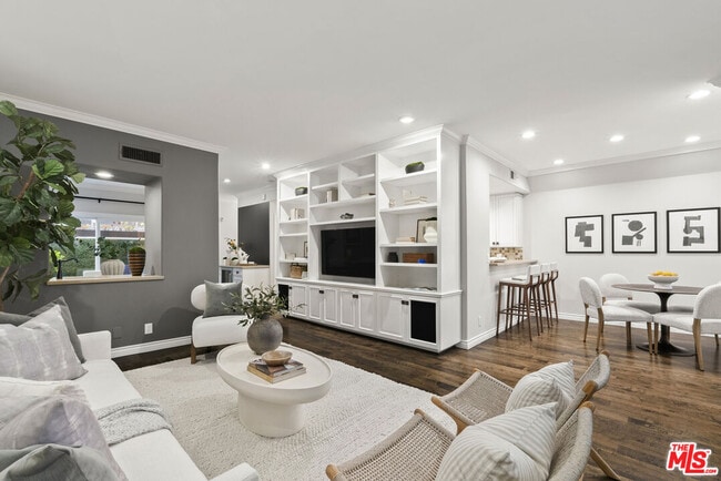 Photo - 830 17th St Unit 2